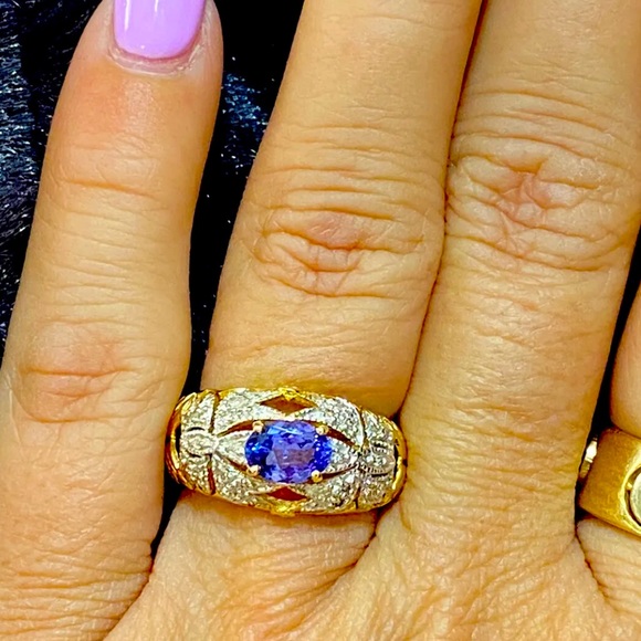 STUNNING 14K Gold Diamond Oval TANZANITE and Diamond Statement Ring Size 6! - Picture 15 of 16